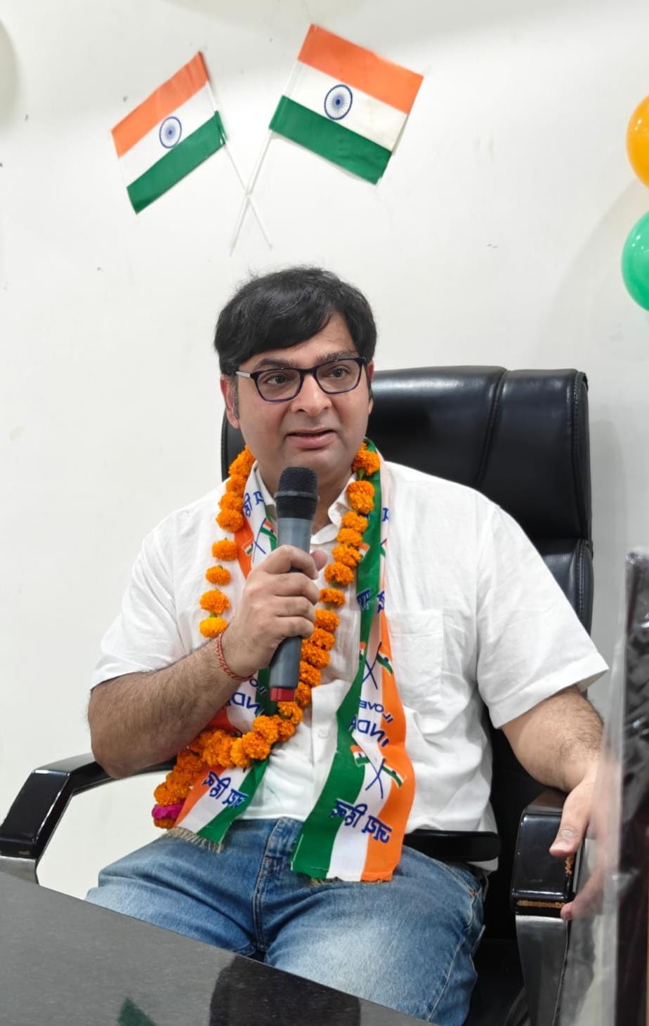 Dr. Punit Bahal addressing the team at Independence Day celebration