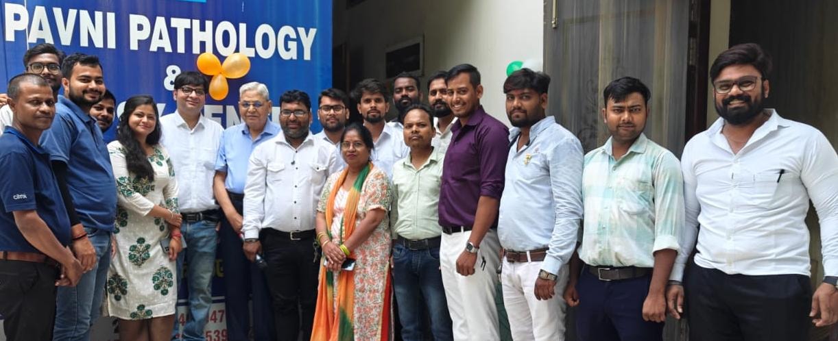 Pavani Pathology full team group photo outside the centre